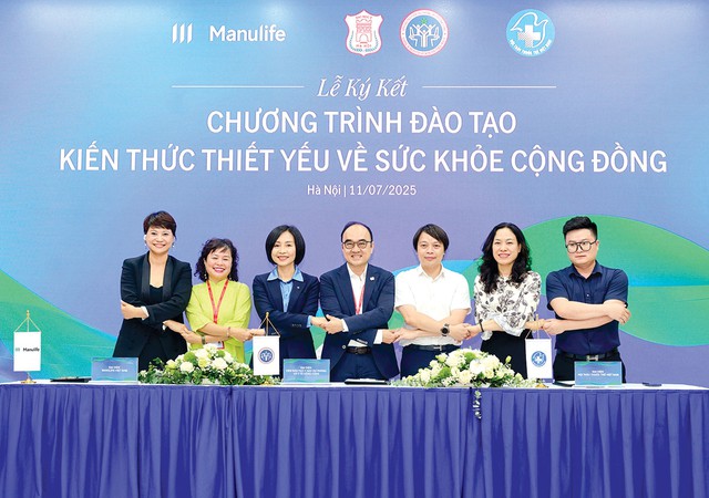Manulife Việt Nam tiên phong nâng cao kiến thức y tế cộng đồng cho tư vấn viên bảo hiểm - Ảnh 1