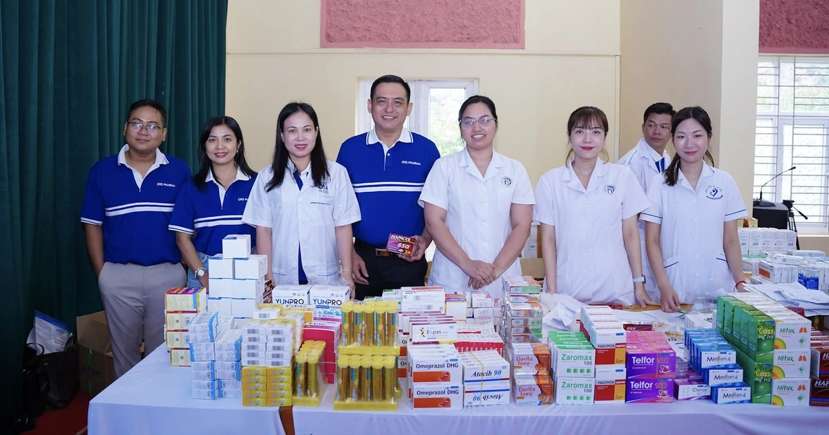 DHG Pharma đồng hành cùng đoàn y bác sĩ mang nắng ấm đến Tả Củ Tỷ
