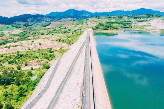 Thủy điện An Khê - Ka Nak chủ động chống thiên tai, xanh hóa sản xuất - Ảnh 1