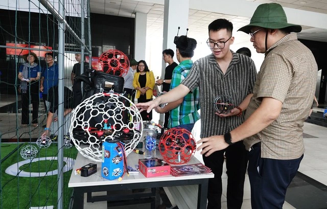 Từ hôm nay có 3 khoản thu nhập được miễn thuế thu nhập cá nhân - Ảnh 1