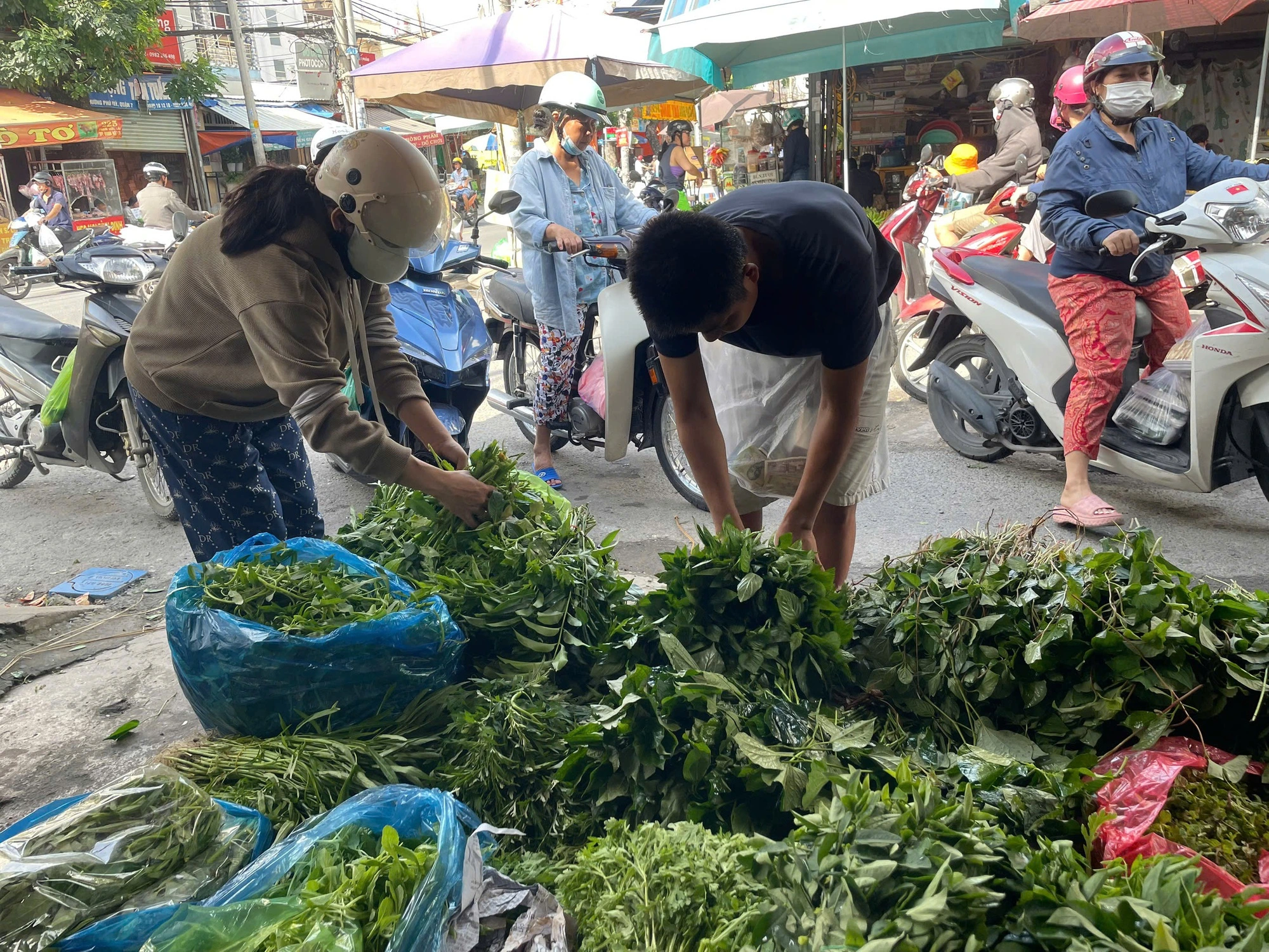 Vì sao mưa bão năm nay có nhiều bất thường? - Ảnh 4