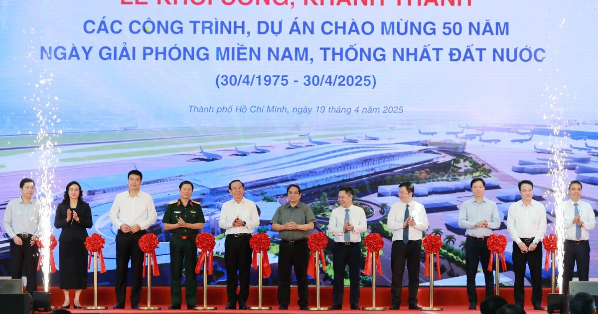 Dấu ấn thời đại trên các công trường