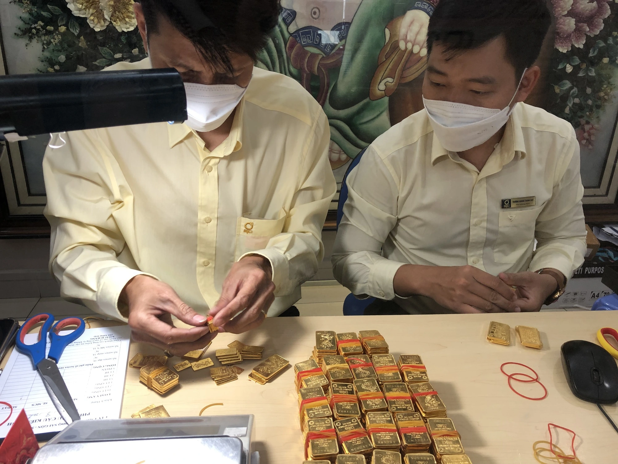 Đưa vốn vàng phát triển kinh tế đất nước - Ảnh 2