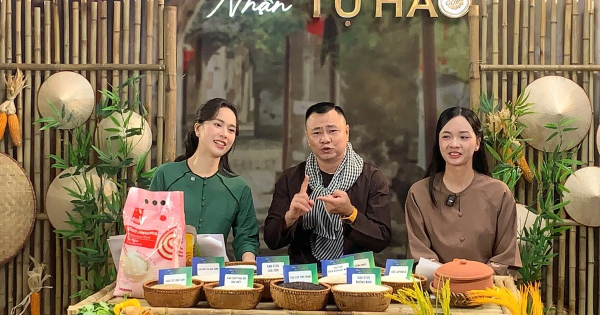 Livestream 2 tiếng, NSND Tự Long bán gần 6 tấn gạo