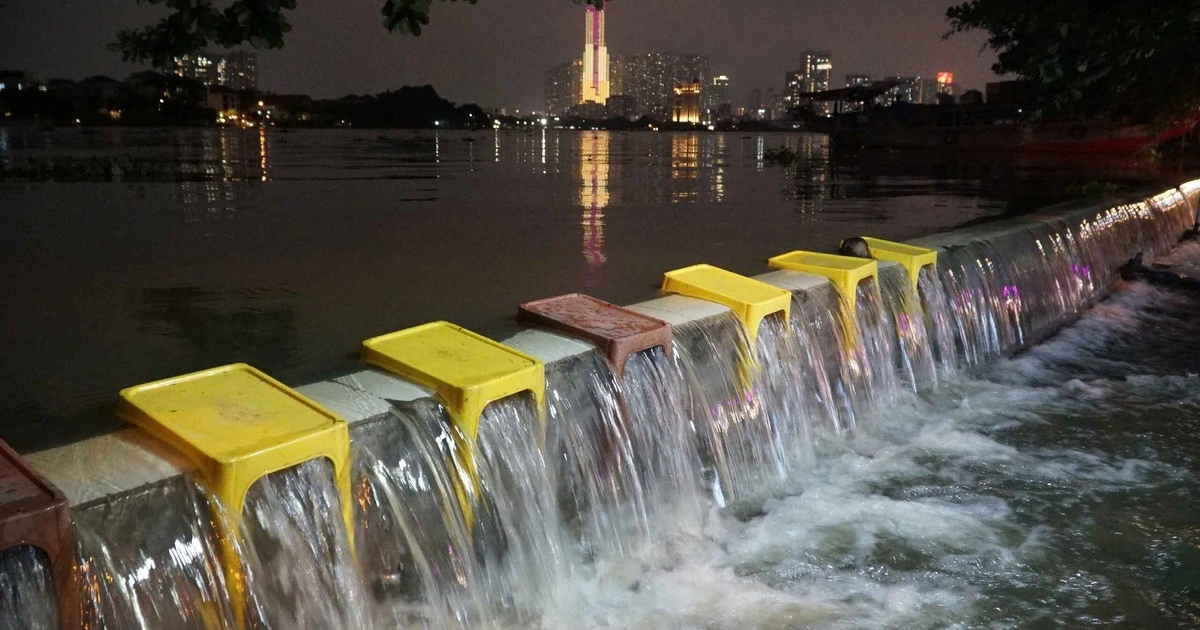 Vì sao Nam bộ ngập lịch sử?