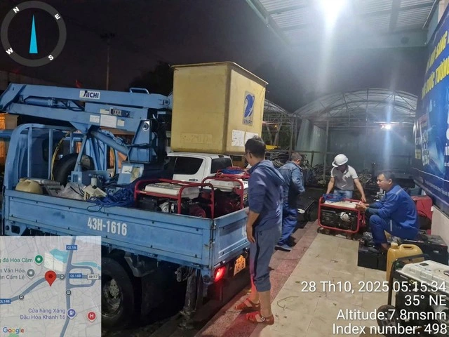 VNPT kết nối những cuộc gọi bình an trong mưa lũ - Ảnh 1