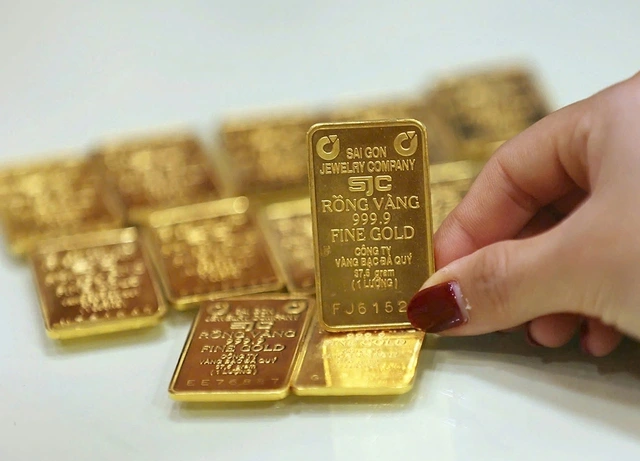 Làm gì để hút vốn vàng trong dân? - Ảnh 1