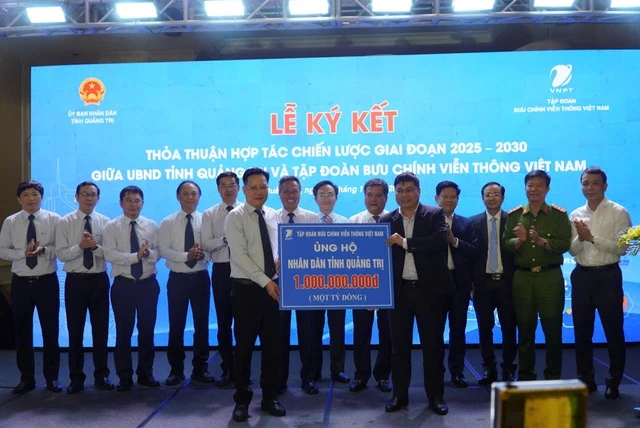 ‘Tập đoàn VNPT sẵn sàng cho Quảng Trị thuê máy, phần mềm, đào tạo để gỡ 'khó' hành chính công’ - Ảnh 4