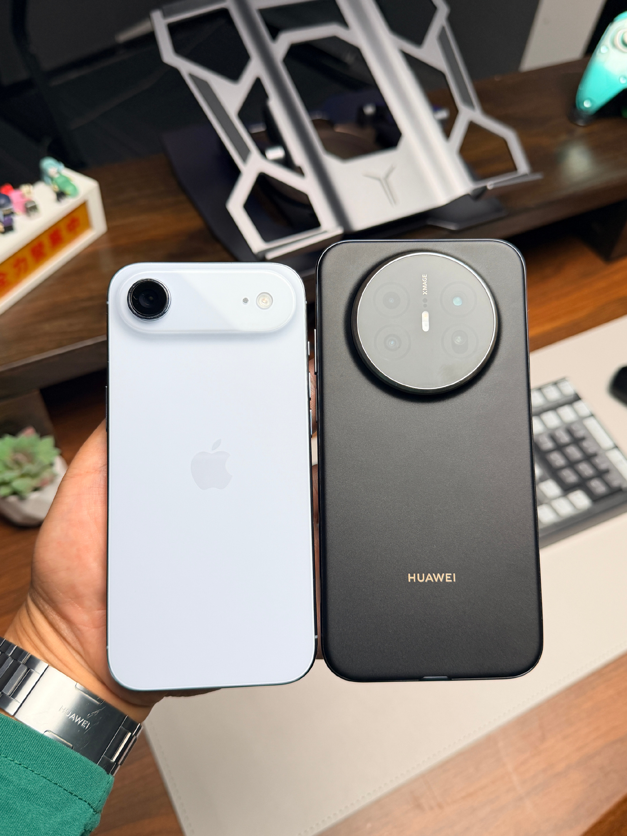 Huawei ra mắt điện thoại siêu mỏng giá bằng nửa iPhone Air nhưng trông lạ lắm: Pin to gấp đôi, có tận 3 camera - Ảnh 4