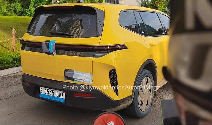 Chưa cần cắt tính năng, VinFast làm việc này là giá Limo Green ở Indonesia rẻ hơn nhiều so với ở Việt Nam - Ảnh 3