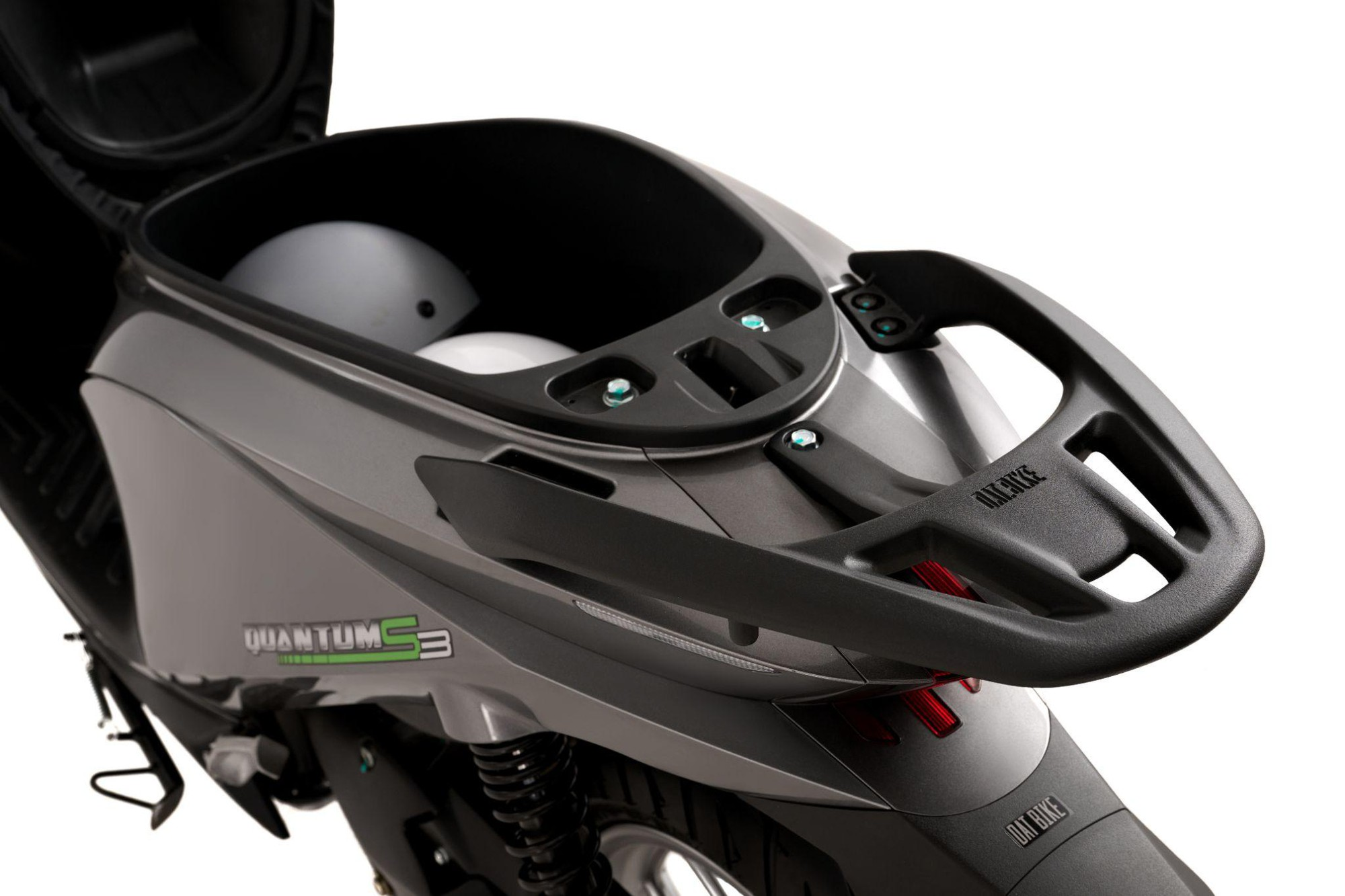 Xe máy điện đi gần 300km/sạc, cốp to hơn Lead có ưu đãi khủng: Chi 3,5 triệu đã có thể mang xe về - Ảnh 4