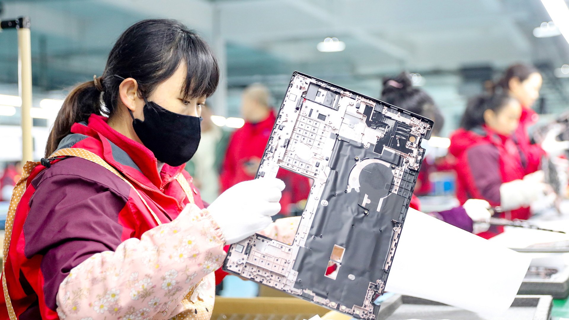 Mua PC, laptop, smartphone ngay trước khi quá muộn: Dự báo giá năm sau sẽ không còn rẻ như hiện tại - Ảnh 2