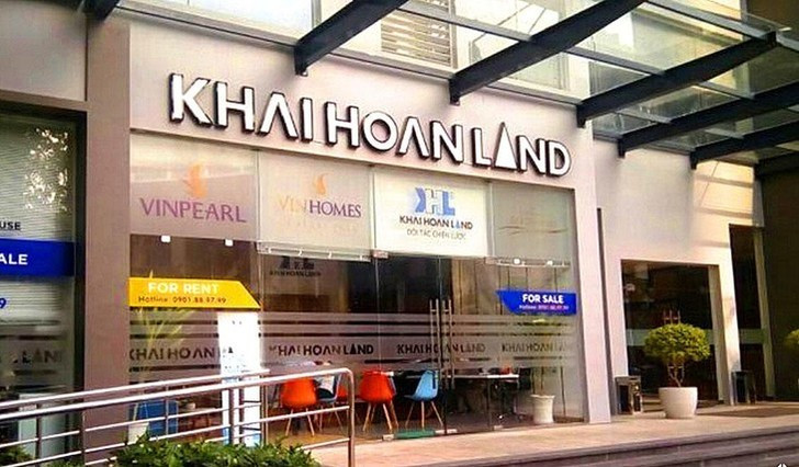 Động thái gây chú ý của vợ chồng chủ tịch một doanh nghiệp - Ảnh 1