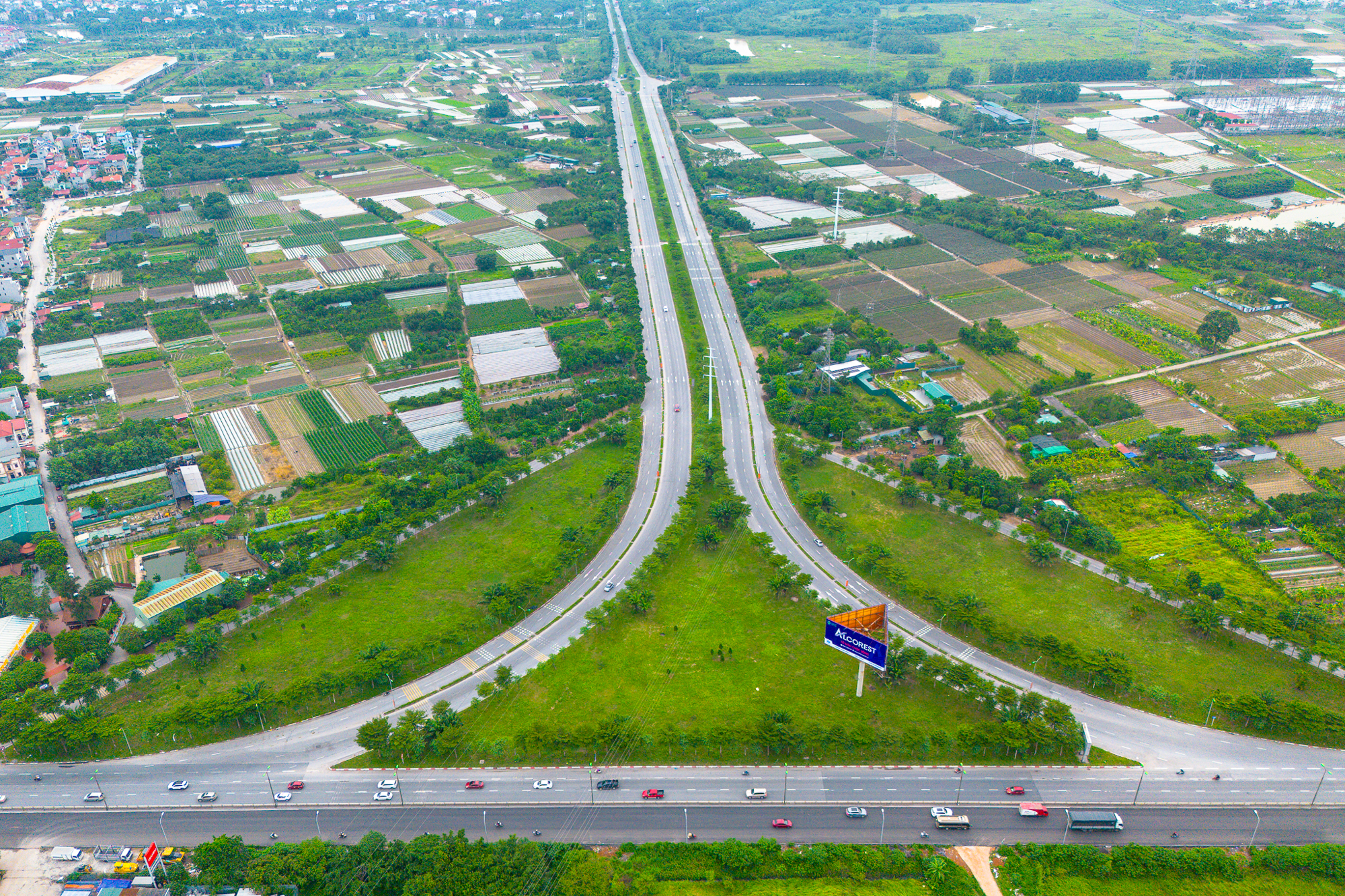 Cầu 2 tầng, cầu đắt nhất Hà Nội và loạt con đường kết nối...đang biến Mê Linh trở "điểm nóng" cho nhà đầu tư bất động sản cuối năm - Ảnh 10