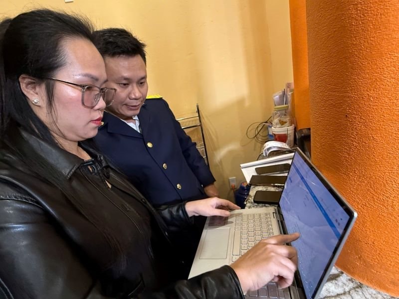 Quyết tâm 60 ngày cao điểm để hơn 73.000 hộ kinh doanh chuyển từ thuế khoán sang hình thức kê khai - Ảnh 1