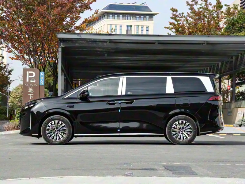 MPV ngang cỡ Kia Carnival từng được BYD đăng ký ở Việt Nam: Phiên bản mới có tầm hoạt động hơn 1.100 km, giá tương đương 760 triệu đồng - Ảnh 2