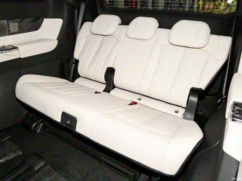 MPV ngang cỡ Kia Carnival từng được BYD đăng ký ở Việt Nam: Phiên bản mới có tầm hoạt động hơn 1.100 km, giá tương đương 760 triệu đồng - Ảnh 9