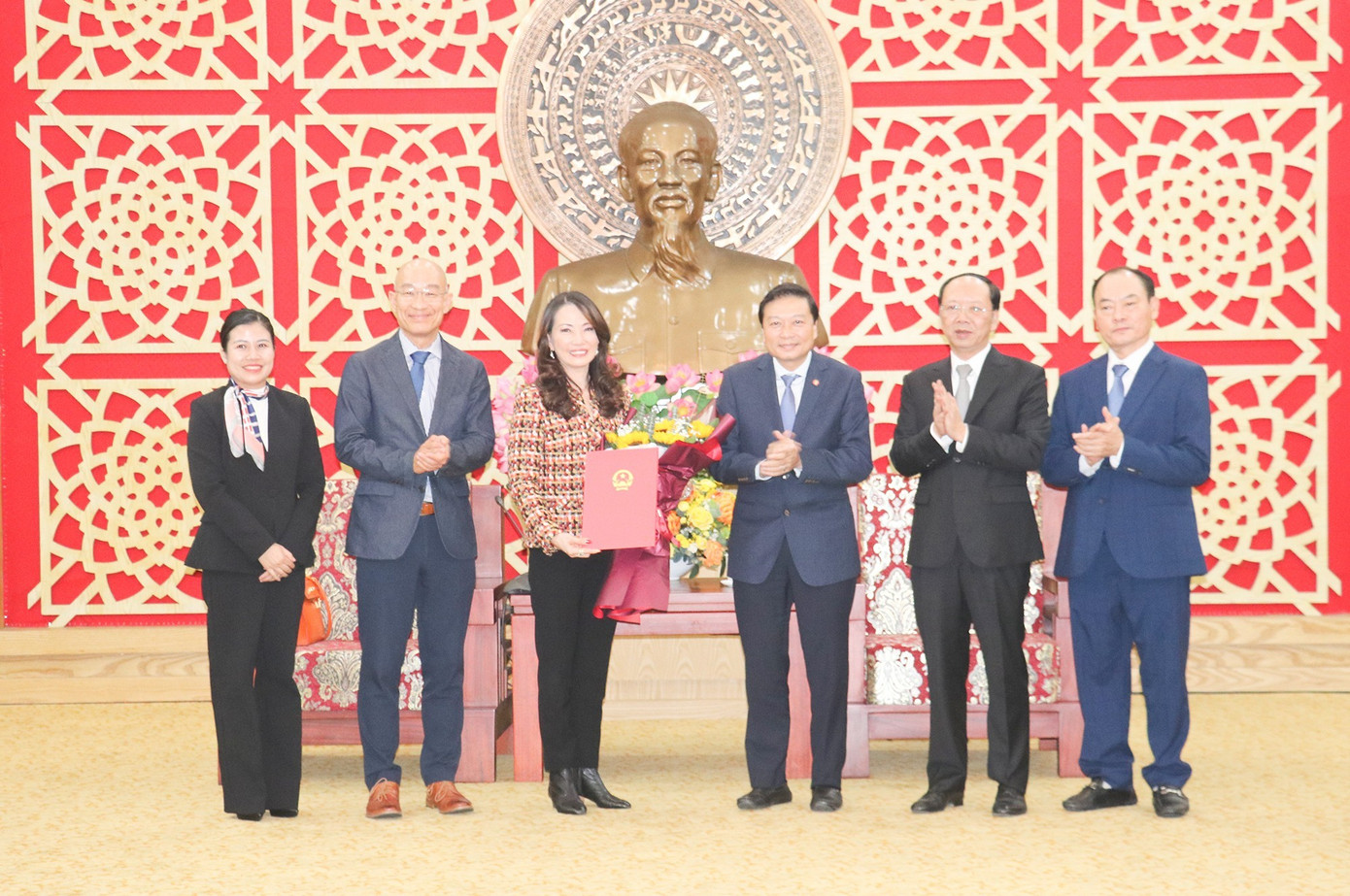 Nghệ An đón ‘đại bàng’ khẳng định vị thế trung tâm công nghiệp xanh Bắc Trung Bộ - Ảnh 1