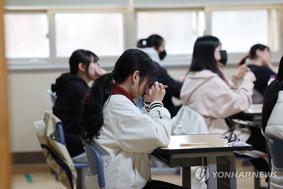Hàn Quốc cấm các chuyến bay để kiểm soát tiếng ồn trong kỳ thi tuyển sinh đại học - Ảnh 1