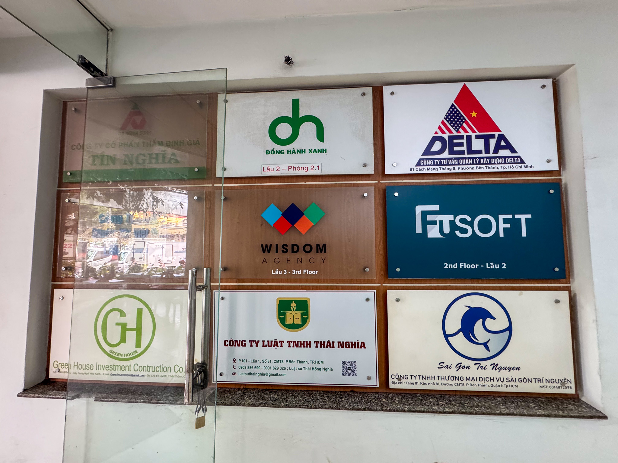 Trụ sở công ty của Sơn Tùng - MTP, Hà Anh Tuấn, Hiếu Thứ Hai: Người ở toà nhà chọc trời "trung tâm của trung tâm", người đặt tại nhà 3 tầng nép mình trong ngõ nhỏ - Ảnh 19