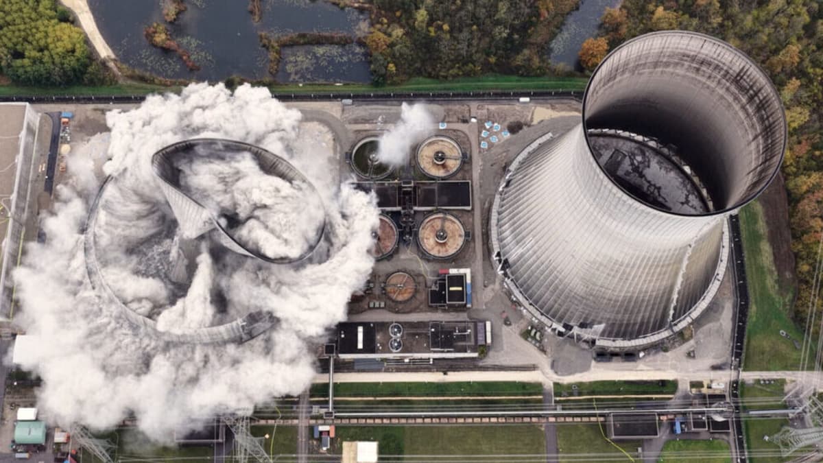 Sau tiếng nổ lớn, công trình điện hạt nhân quan trọng trong 6 thập kỷ ở Đức sụp đổ: Chuyện gì đã xảy ra? - Ảnh 1