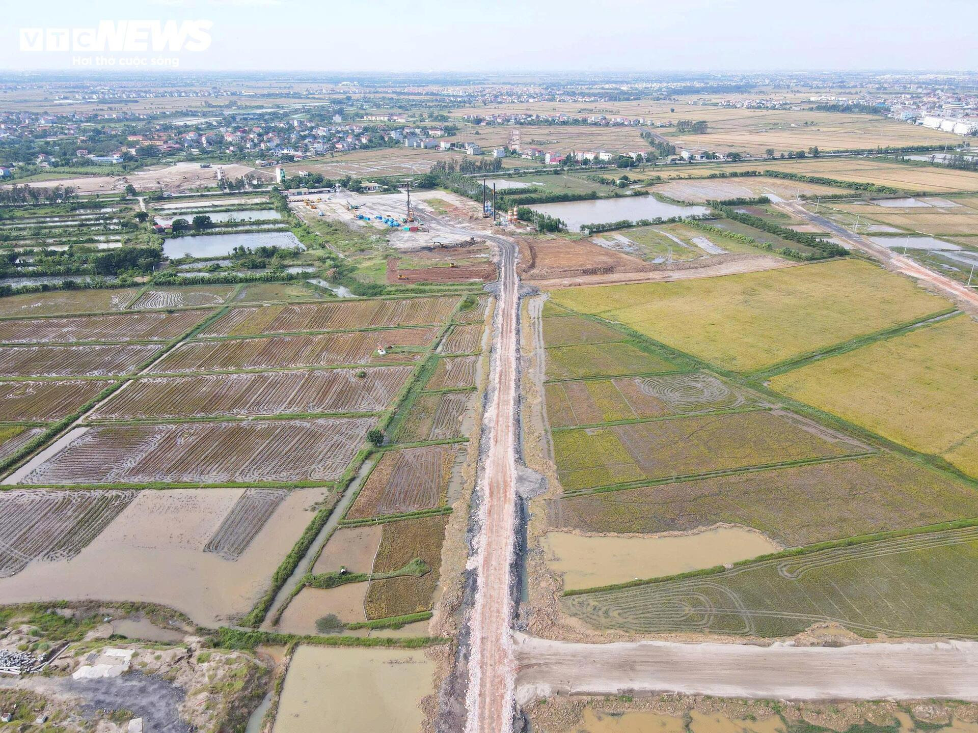 Cận cảnh khu đất gần 2.000 ha xây dựng sân bay lớn nhất miền Bắc - Ảnh 1