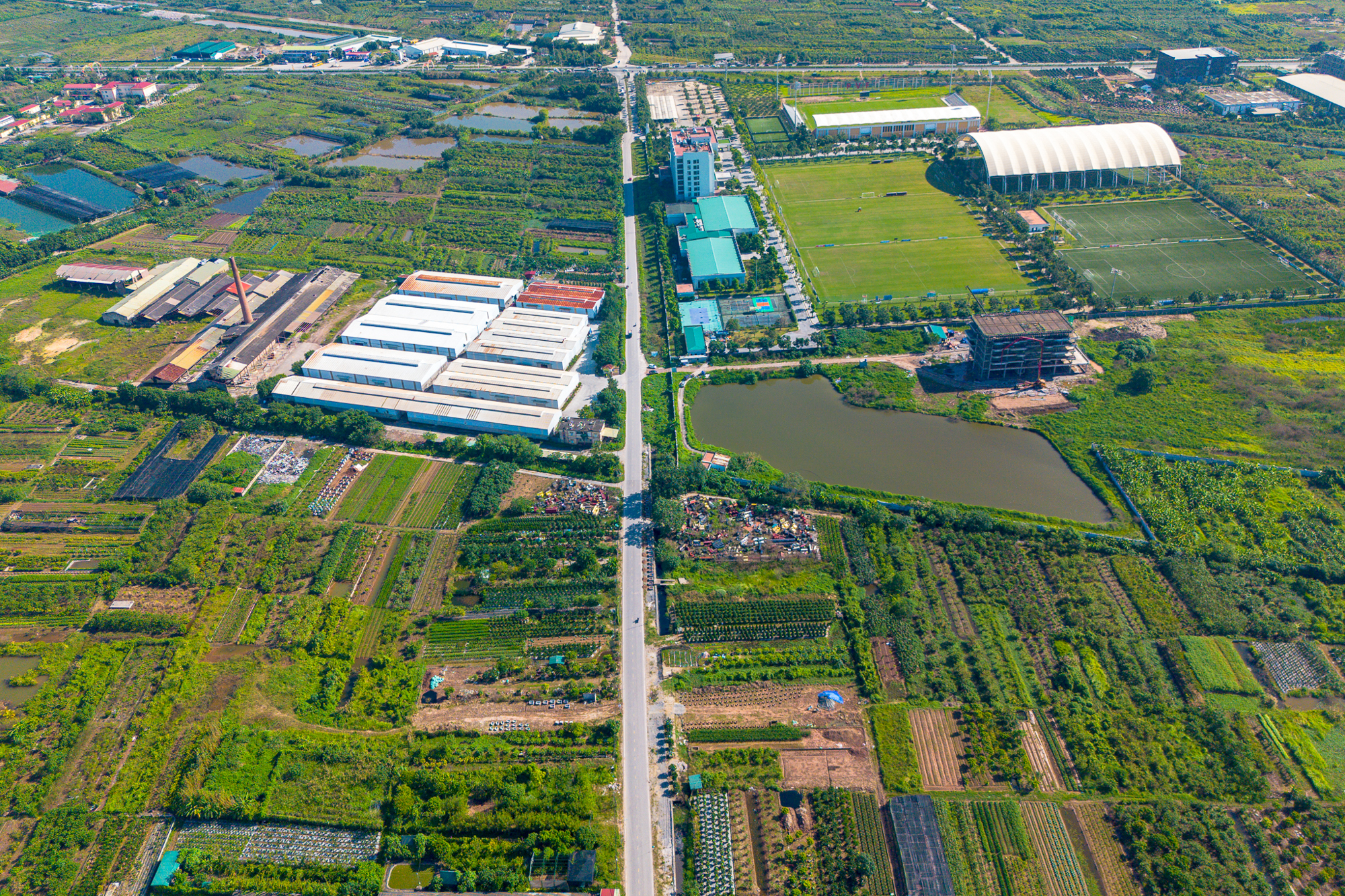 Toàn cảnh khu vực sắp xây sân vận động lớn nhất Việt Nam tại Hưng Yên: Sức chứa gấp rưỡi sân Mỹ Đình, do Vinhomes xây dựng - Ảnh 2