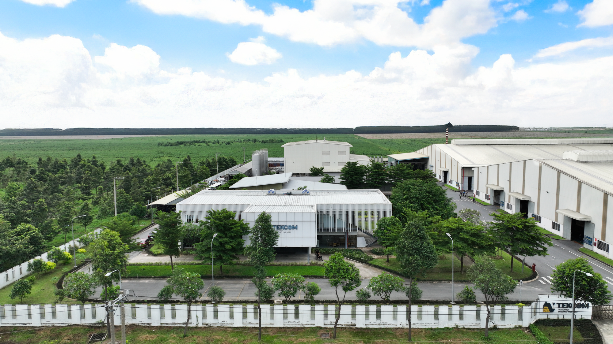 Nhà sản xuất đưa sản phẩm 'Made in Vietnam' tới hơn 50 quốc gia: Từng là doanh nghiệp thương mại chiếm 65% thị phần, nay có 2 nhà máy quy mô 1.500 nhân sự - Ảnh 3