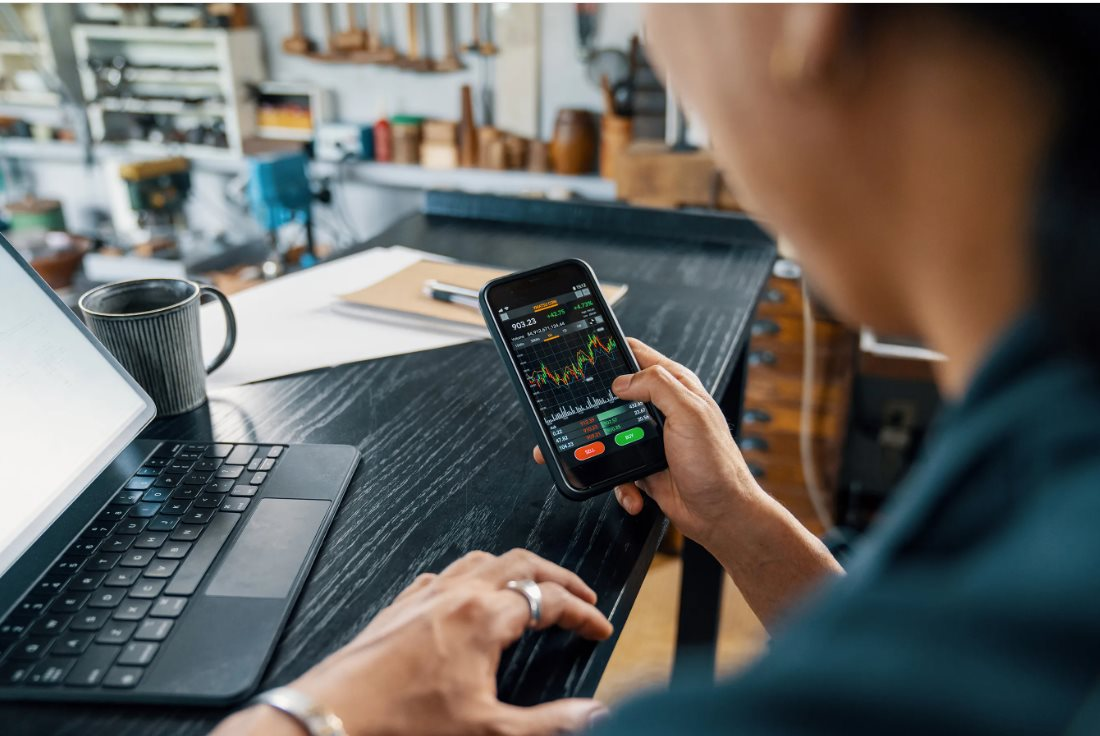 Elon Musk và câu chuyện vị hoàng đế 'không mặc đồ': Khi cảm xúc và kỳ vọng lấn át kết quả kinh doanh - Ảnh 3