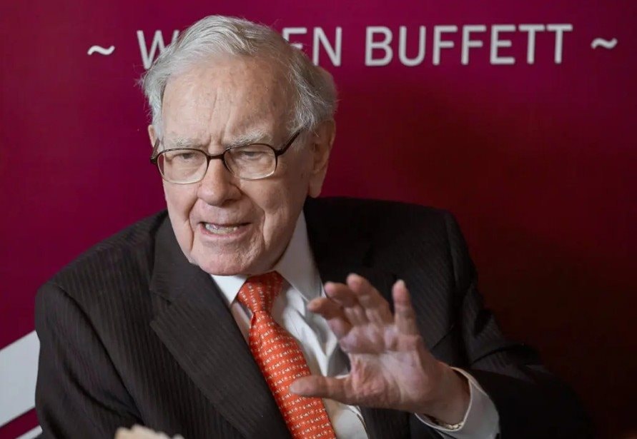 Bức thư chia tay cuối cùng của Warren Buffett:’Tôi sẽ yên lặng hơn’ - Ảnh 1