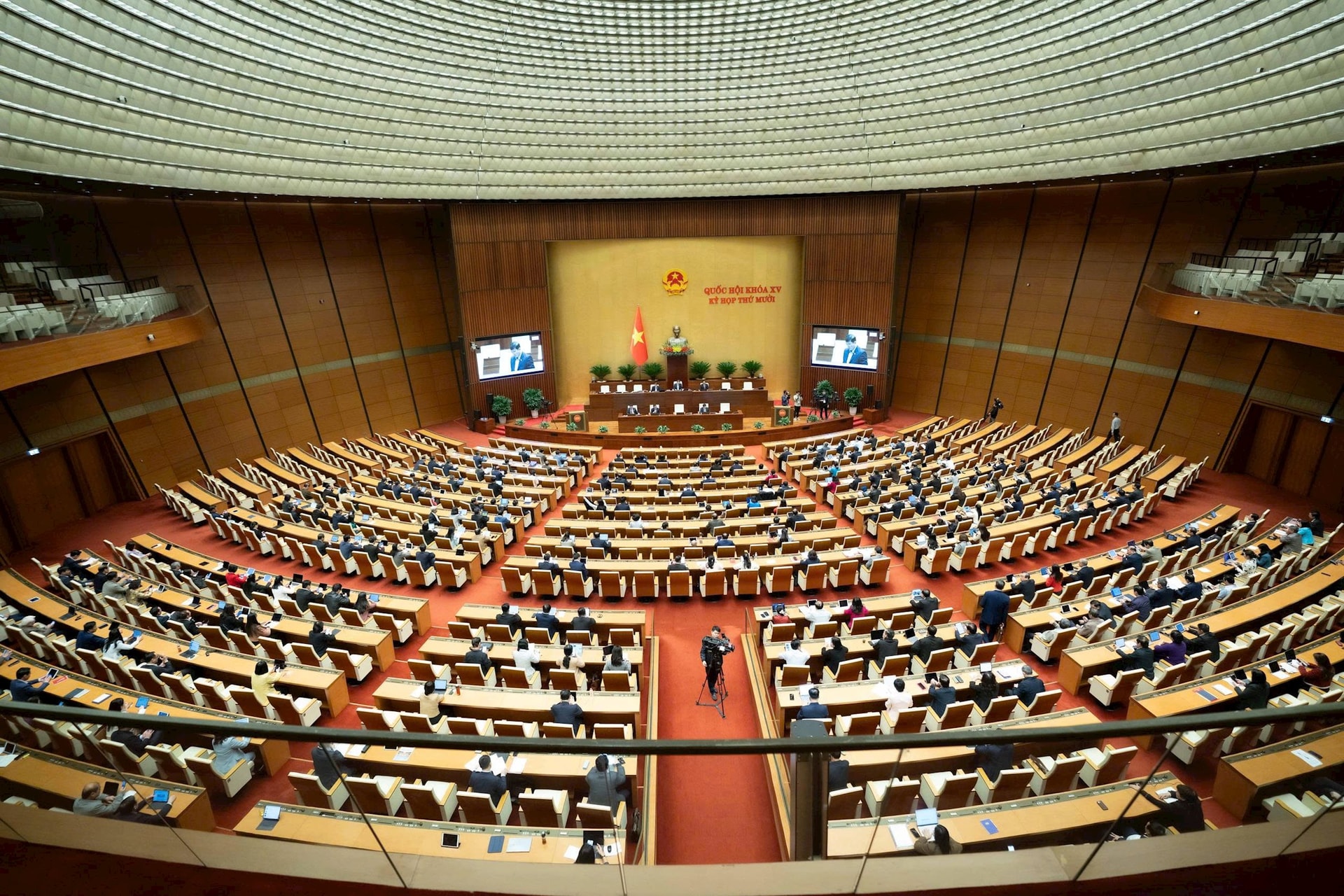 Băn khoăn thuế chuyển nhượng vàng miếng là 0,1%: Đại biểu Quốc hội cho rằng khó chống đầu cơ - Ảnh 1