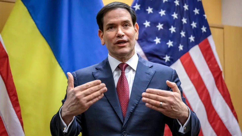 Ukraine gặp "bình minh" đúng thời khắc đen tối: Lần 2 "sống sót" qua khủng hoảng với TT Trump - Ảnh 2