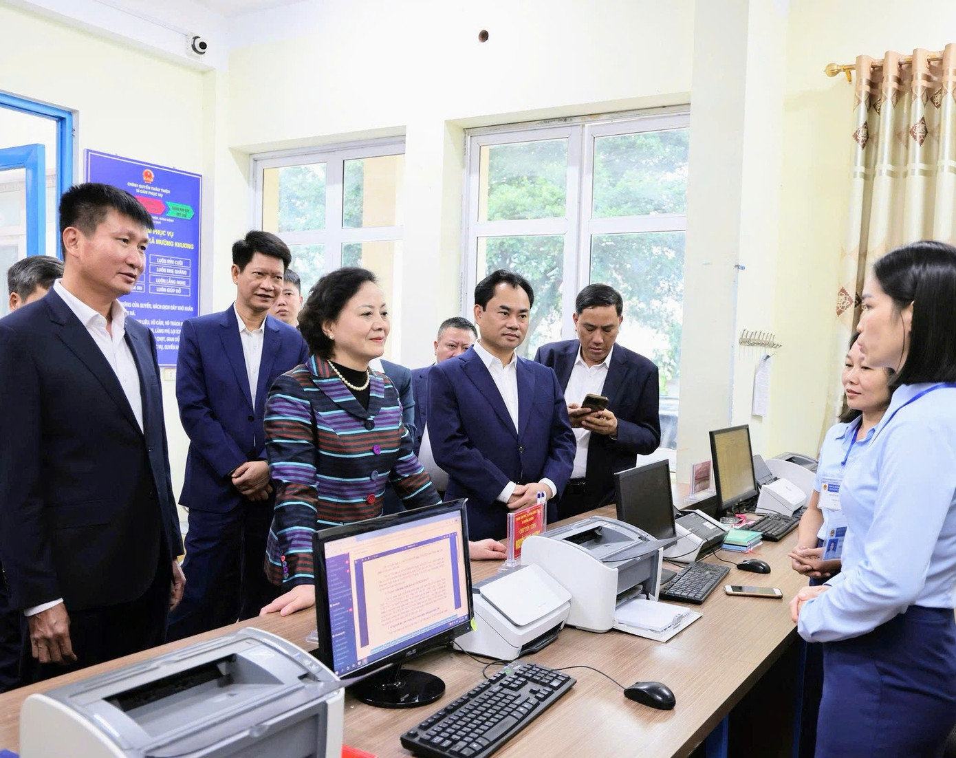 Phó Thủ tướng: Thông tin sáp nhập '34 tỉnh xuống còn 16 tỉnh' là sai sự thật - Ảnh 2