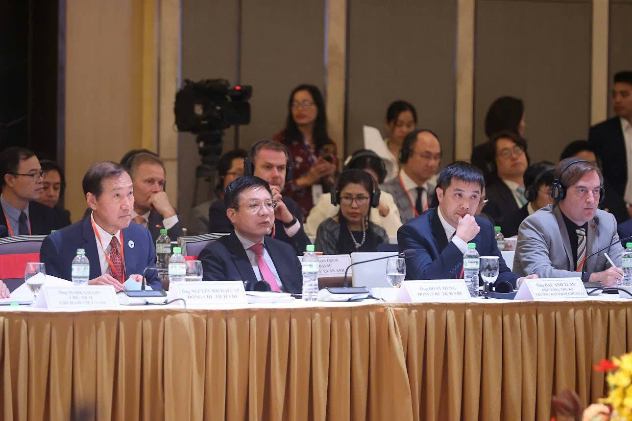 Thủ tướng: Kinh tế Việt Nam đủ sức chống chịu trước các cú sốc - Ảnh 3