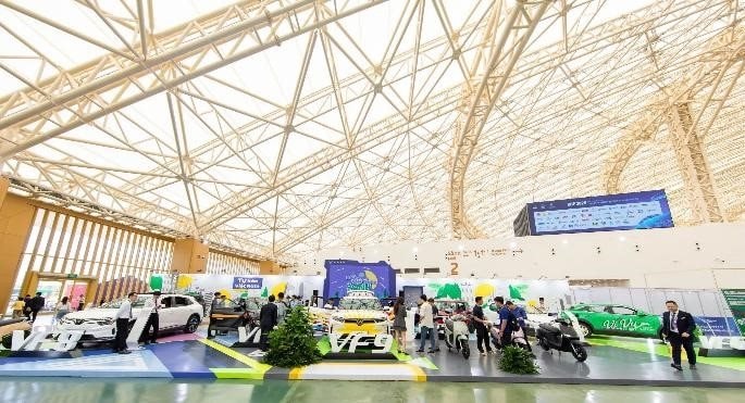 Hàng trăm gian hàng của doanh nghiệp Việt Nam và Mỹ, Đức, Nhật Bản, Hàn Quốc... tham dự Tuần lễ Công nghiệp và Công nghệ Việt Nam 2025 - Ảnh 1