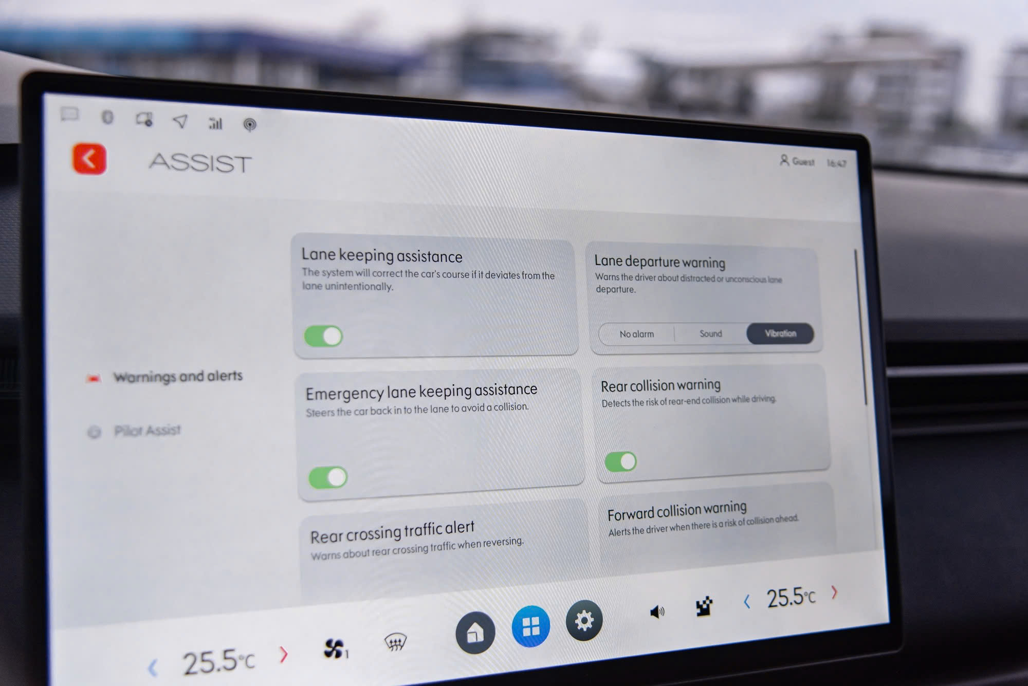 Trải nghiệm Lynk & Co 08: Thiết kế tinh gọn, vận hành êm ái, nhiều tiện nghi hỗ trợ - Ảnh 6