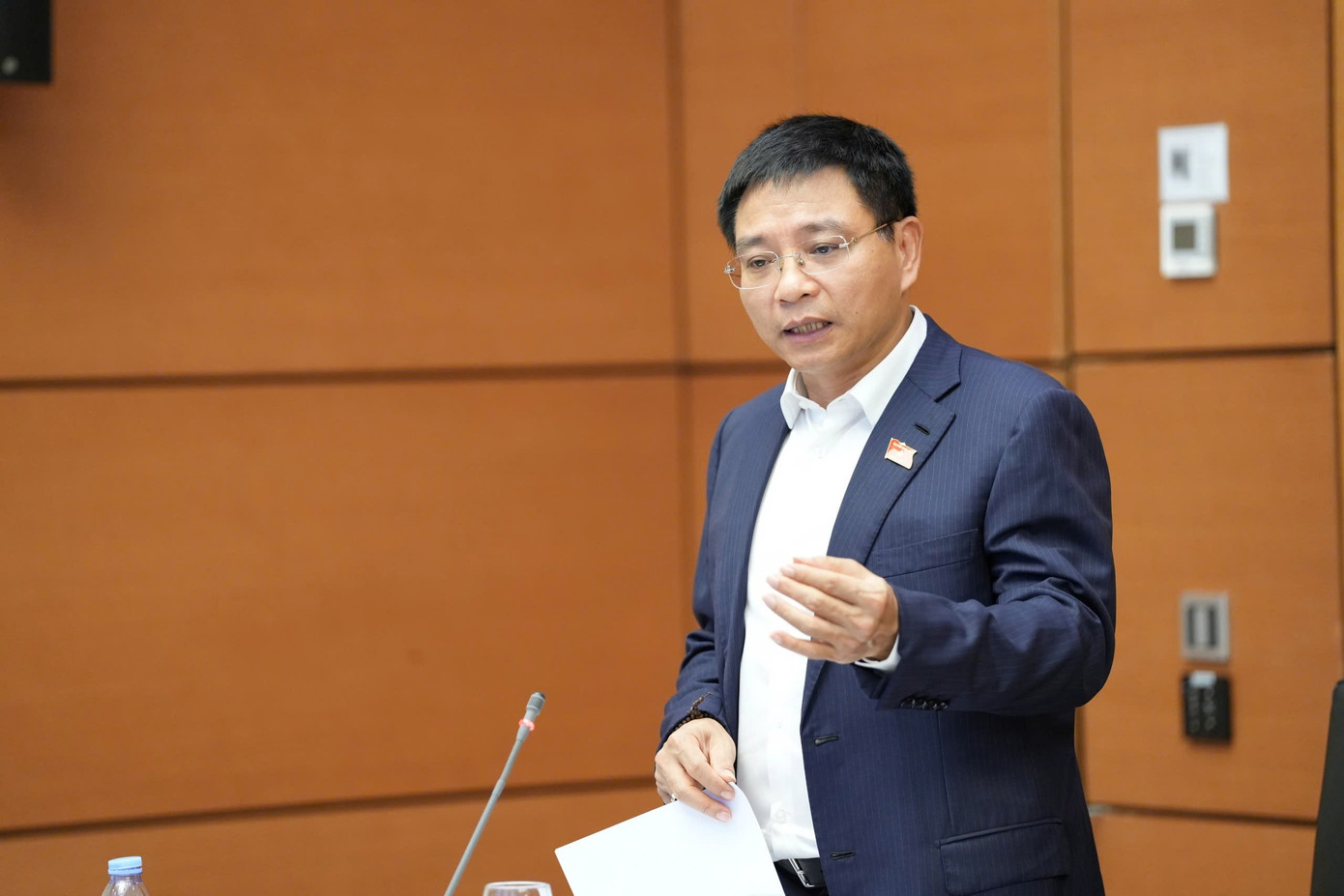 Chủ tịch Quốc hội: Sợ nhất là vay khoản này nhưng lại về đầu tư việc khác - Ảnh 2