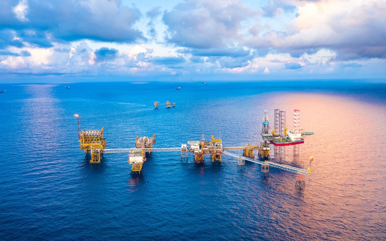 Lập kỳ tích ngoài khơi: Công trình chiến lược đưa "vàng đen" về đích trước hạn 65 ngày - Ảnh 1