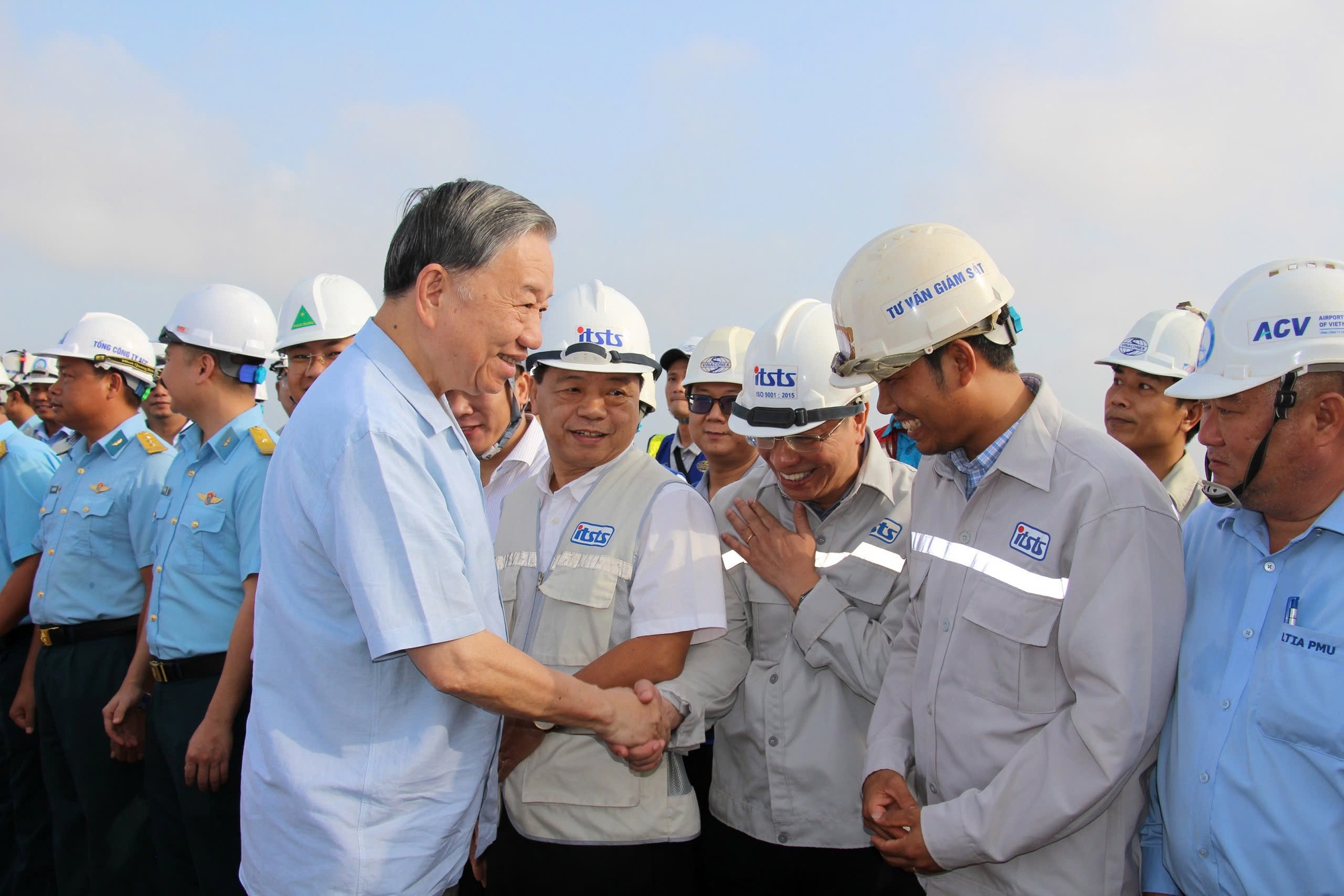 Tổng Bí thư Tô Lâm kiểm tra dự án sân bay Long Thành - Ảnh 1