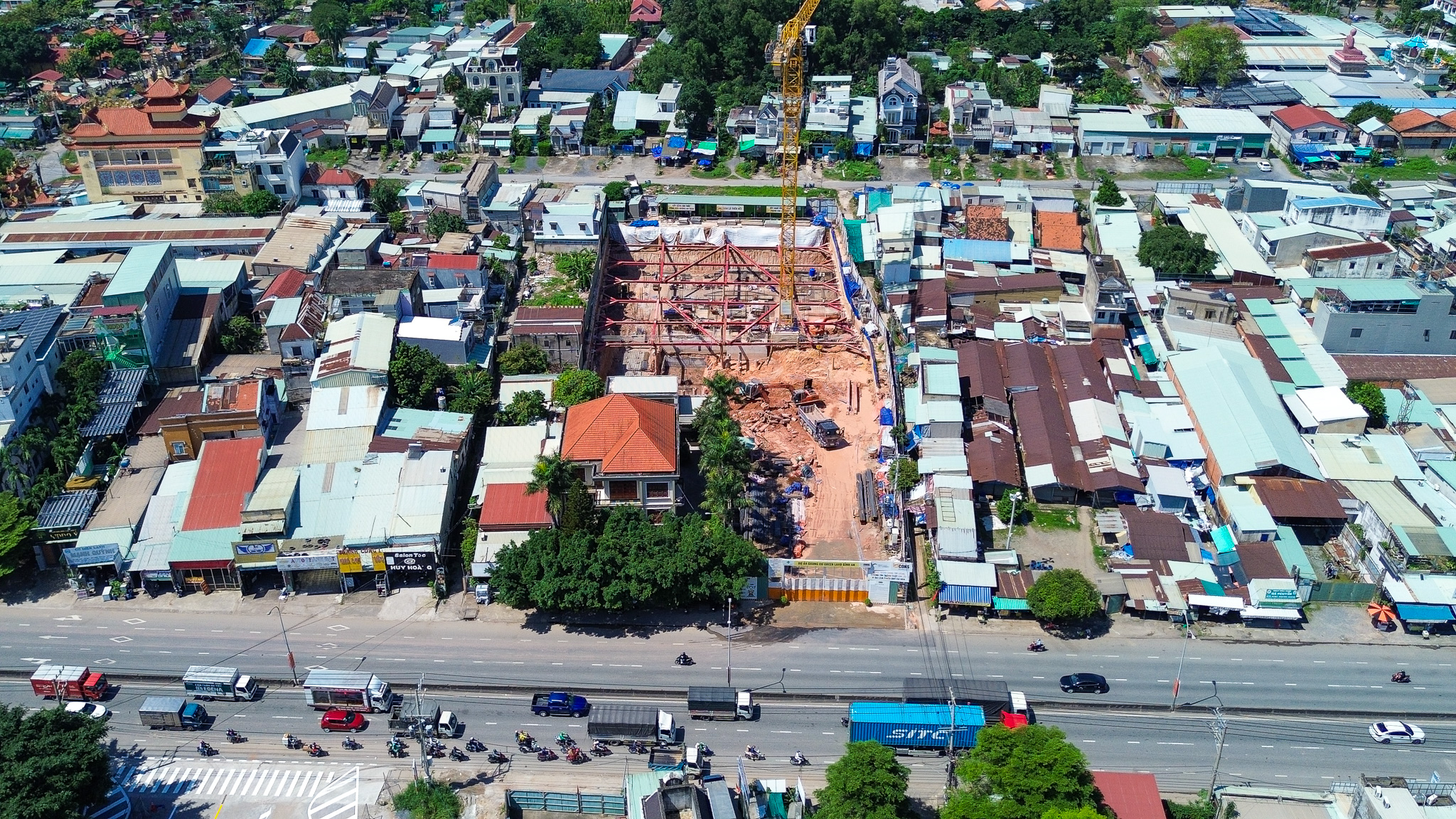 Khu vực bất động sản cực sôi động sau sáp nhập: Giá bằng một nửa, nguồn cung vượt xa TP.HCM cũ - Ảnh 5