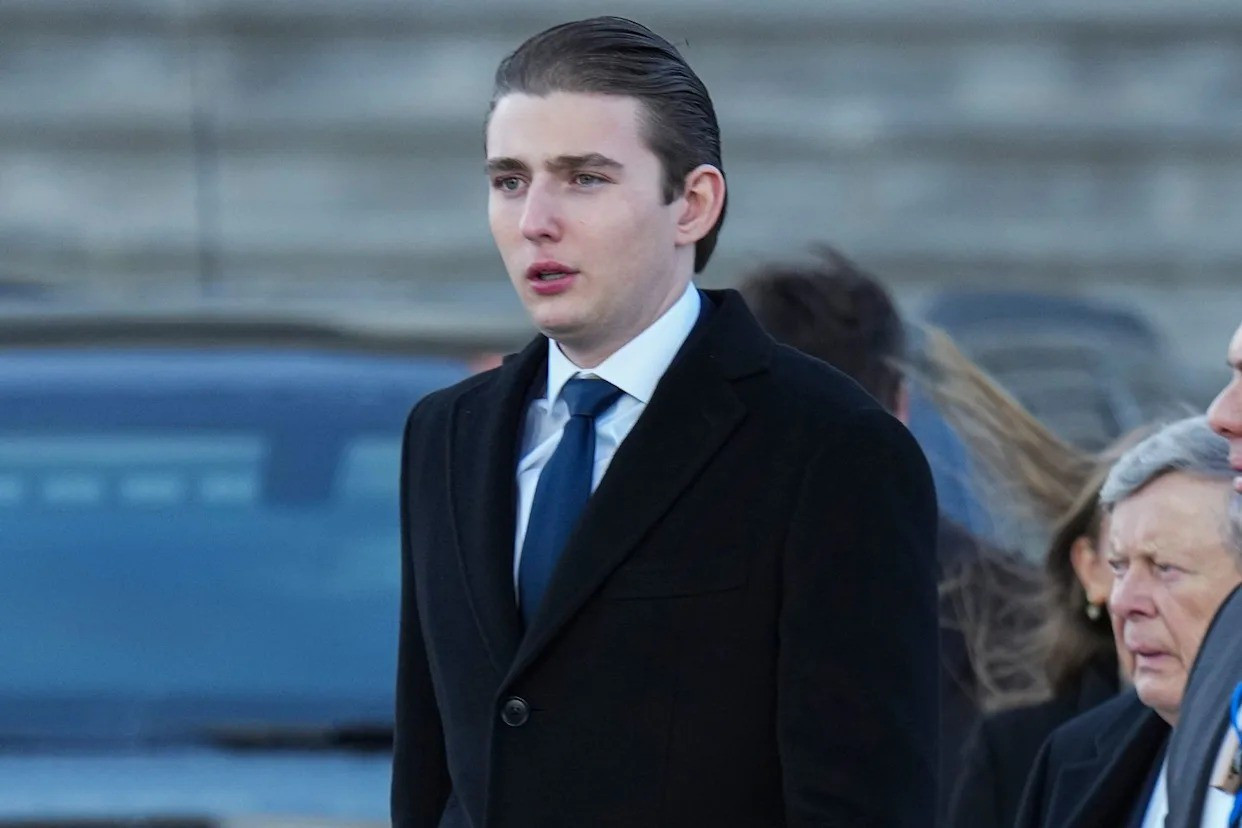 Hé lộ tài sản của Barron Trump - Ảnh 1