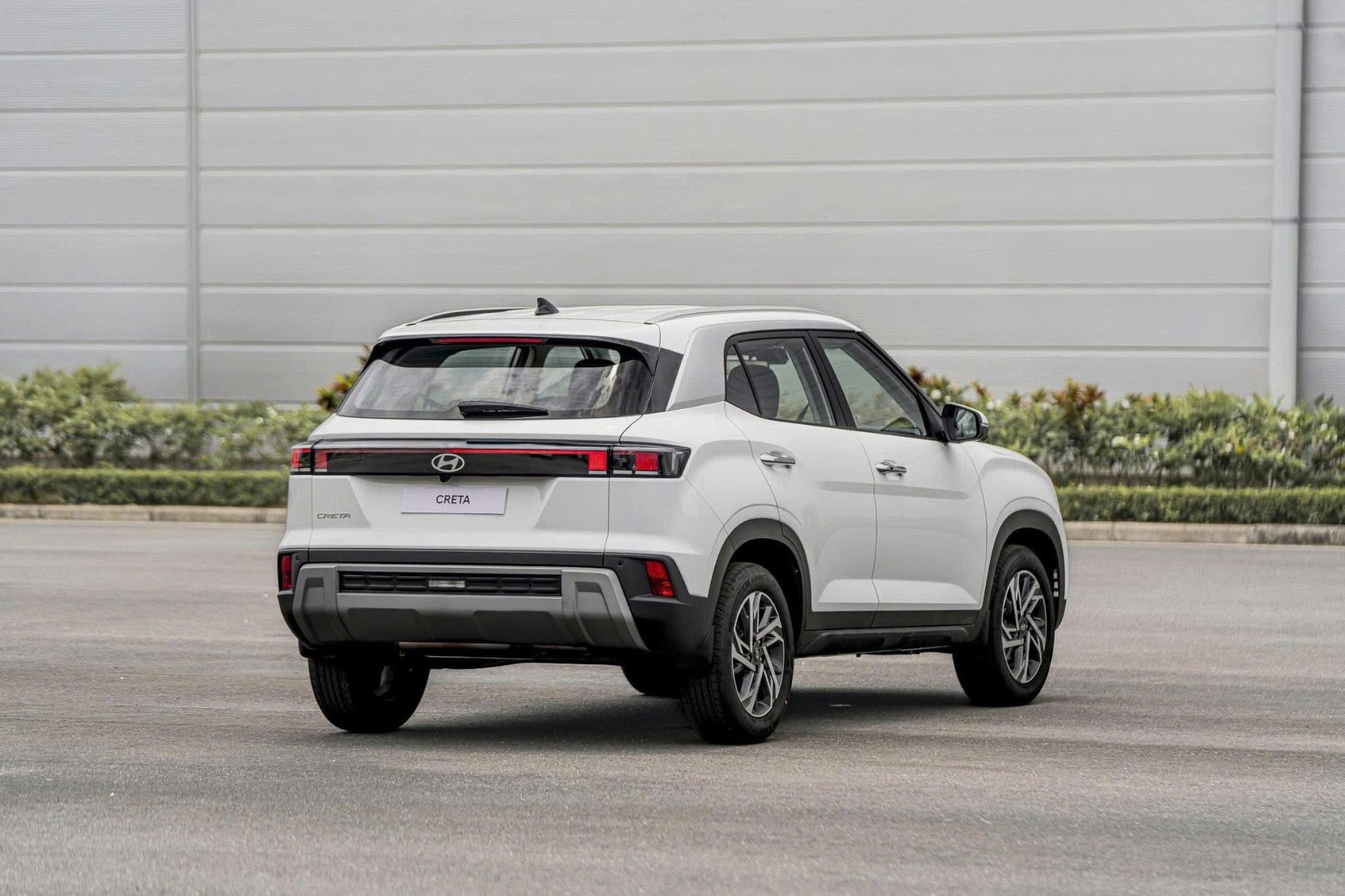 Hyundai Creta giảm giá tới 49 triệu tại đại lý, giá thực tế rẻ ngang SUV hạng A - Ảnh 6