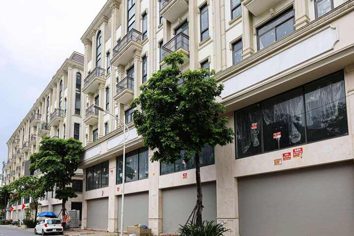 Thị trường bất động sản diễn biến 'lạ', chuyên gia khuyến cáo gì? - Ảnh 2