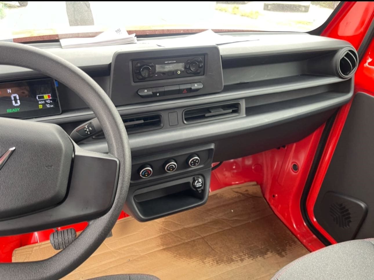 Lần đầu thấy rõ nội thất "xe tải" VinFast - Ảnh 2