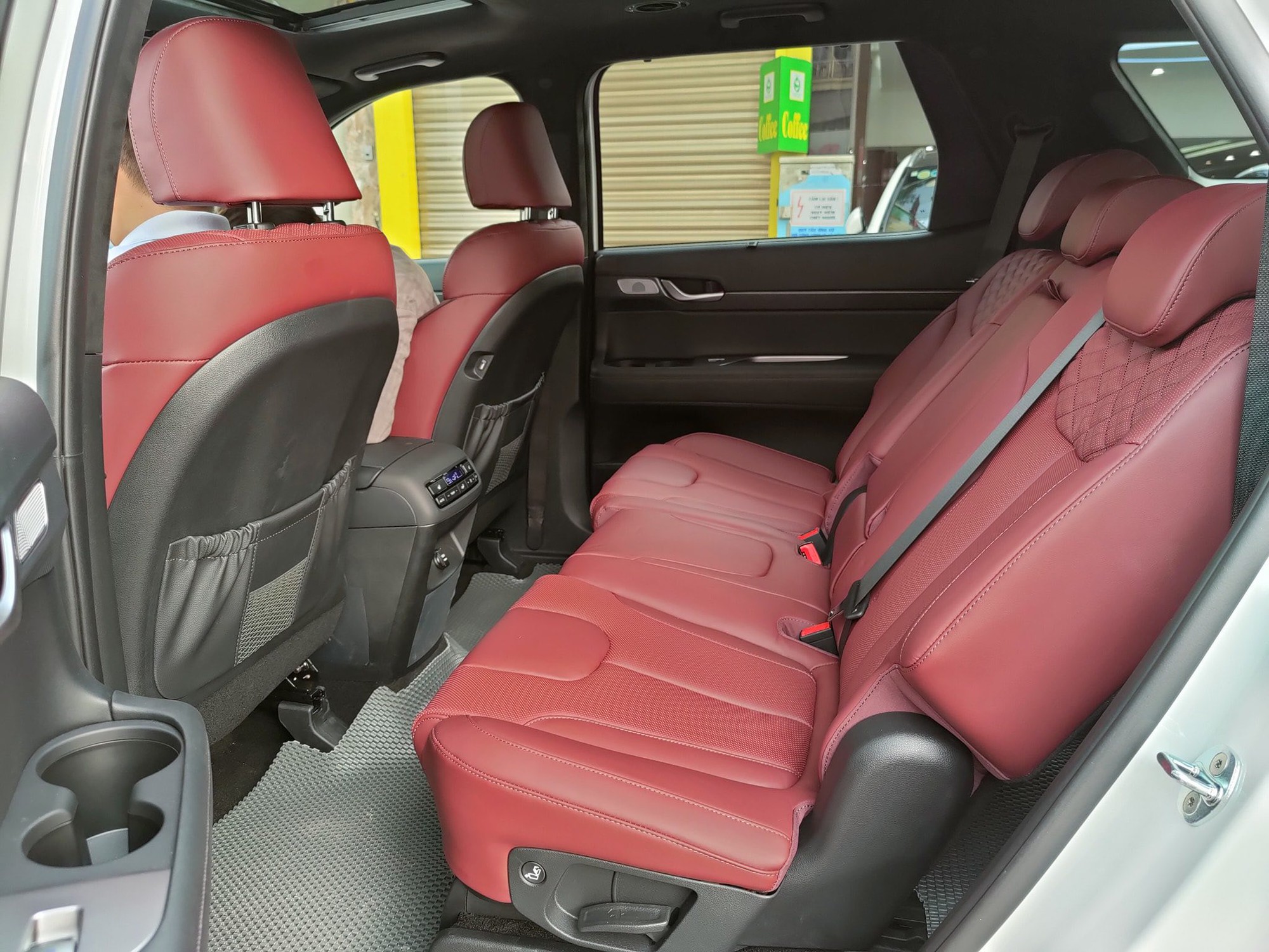 Hyundai Palisade tiếp tục ưu đãi ‘khủng’: Giảm 200 triệu tiền mặt, xuống cạnh tranh với Everest, Fortuner - Ảnh 6