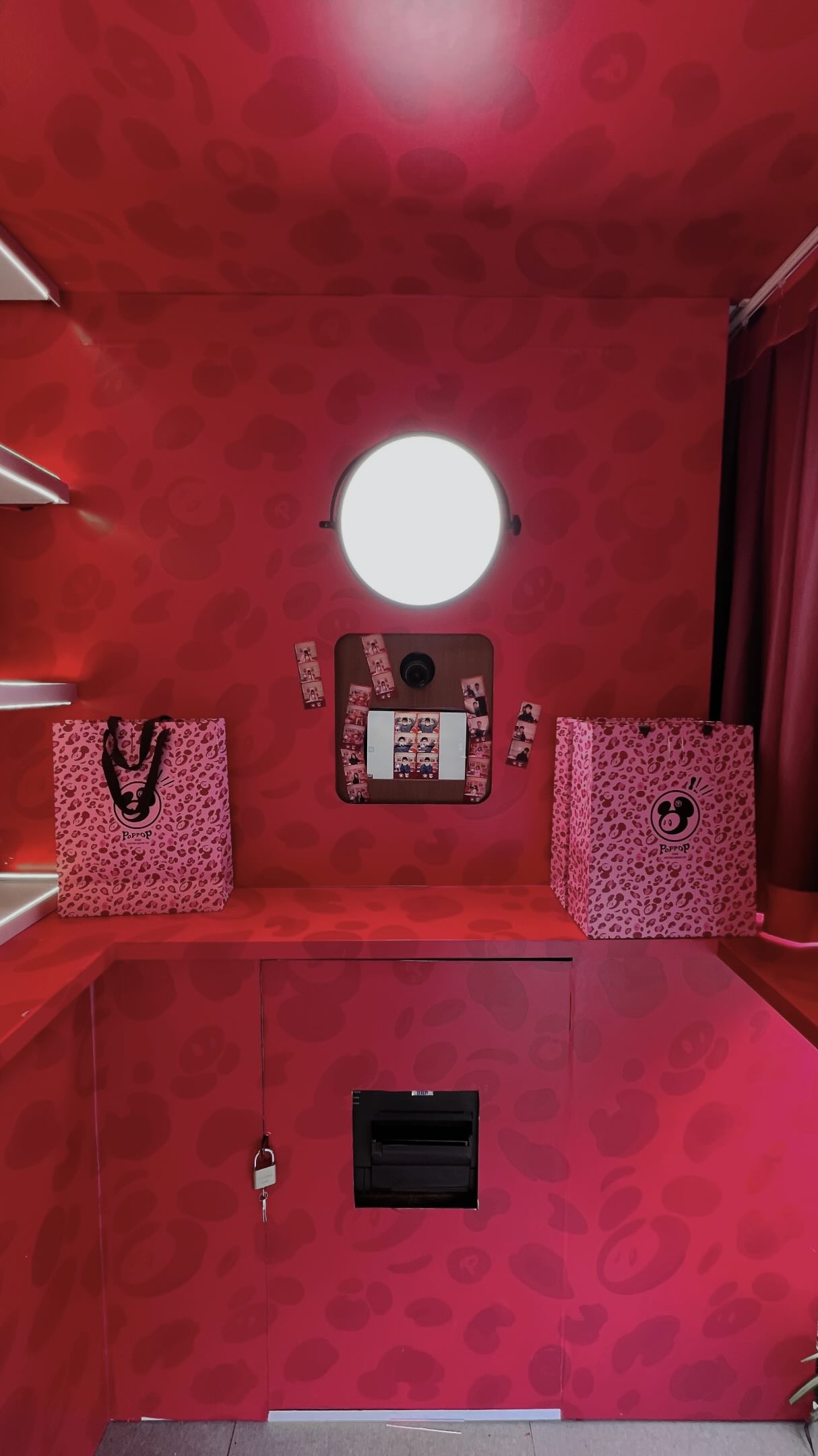 Chiêu hút khách mới của ông lớn Highlands Coffee: Đặt photobooth tại cửa hàng, cứ mua nước là được chụp ảnh free - Ảnh 4