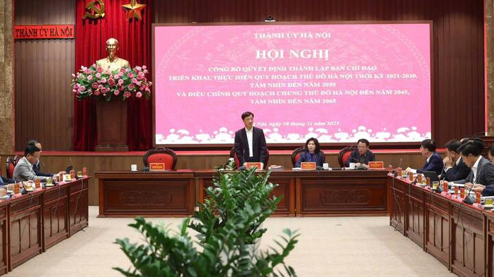 Bí thư Hà Nội: Xây dựng quy hoạch Thủ đô phải hướng tới tầm nhìn trăm năm - Ảnh 2