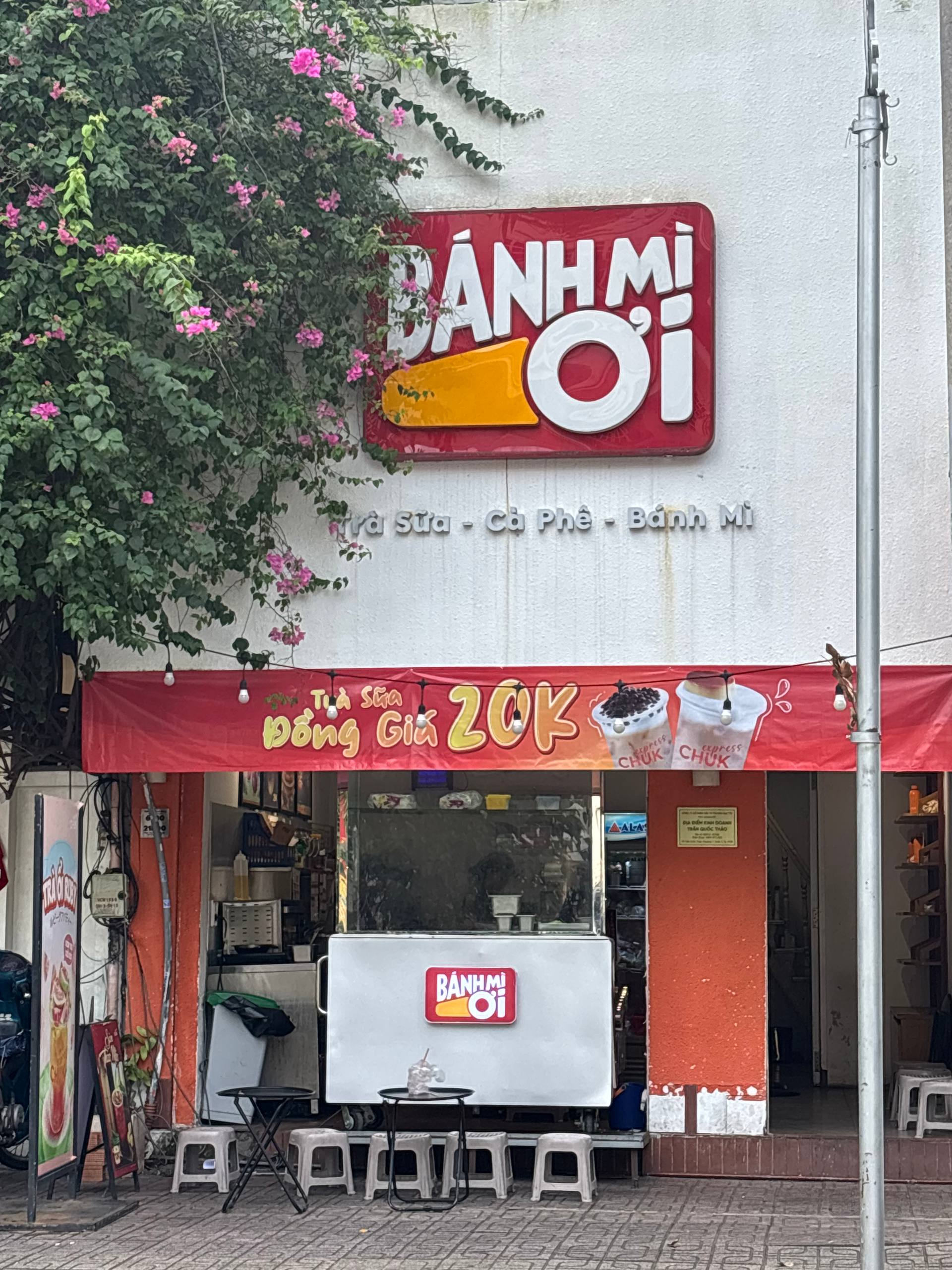 Đăng bài đóng cửa nhưng sự thật Bánh Mì Ơi đang làm gì đây? - Ảnh 2