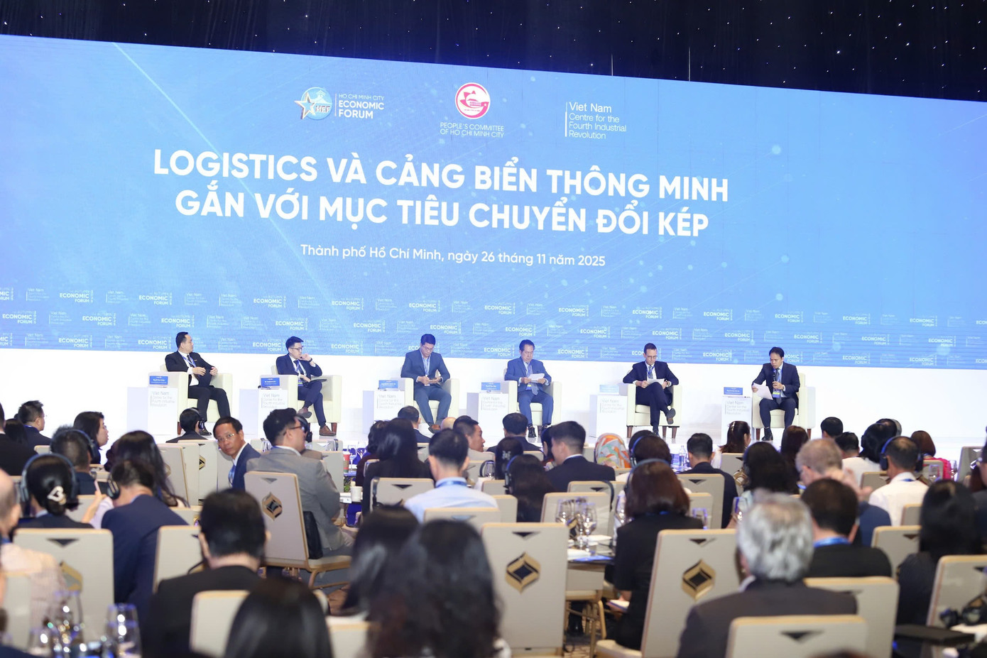 Việt Nam có tiềm năng lớn phát triển cảng xanh, thông minh - Ảnh 1