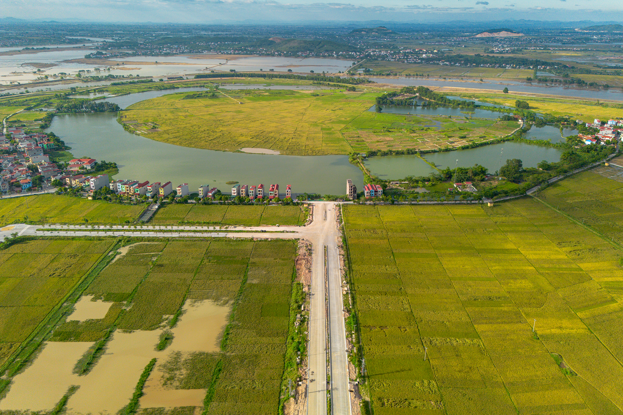 Toàn cảnh khu đất rộng gấp rưỡi phường Hoàn Kiếm, sắp được Vingroup đầu tư 41.000 tỷ làm khu đô thị ở Bắc Ninh - Ảnh 7